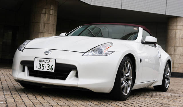 <b>NISSAN FAIRLADY Z ROADSTER｜日産フェアレディZロードスター</b>