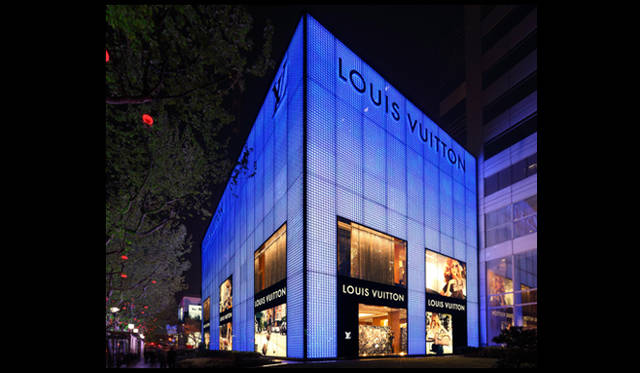 <b>LOUIS VUITTON｜ルイ・ヴィトン</b>　2010年4月28日、准海路にオープンした新ブティック。　©LOUIS VUITTON