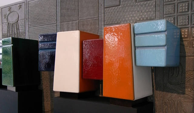 <b>ミラノサローネ2010｜LE FABLIER</b>　トリエンナーレで発表された、ガエターノ・ペッシェのキャビネット“La Variabile”