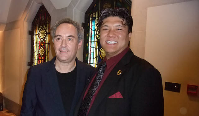 The S. Pellegrino world’s 50 Best Restaurants 2010｜サンペレグリノ2010年世界のベストレストラン50｜ランクインのよろこびをかみしめる山本征治氏。世界の大御所『エル・ブジ』のフェラン・アドリア氏とともに。