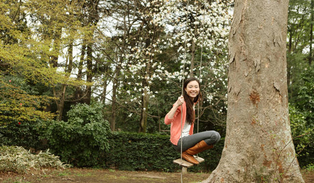 MUSIC｜シンガーソングライター エミ・マイヤー インタビュー 