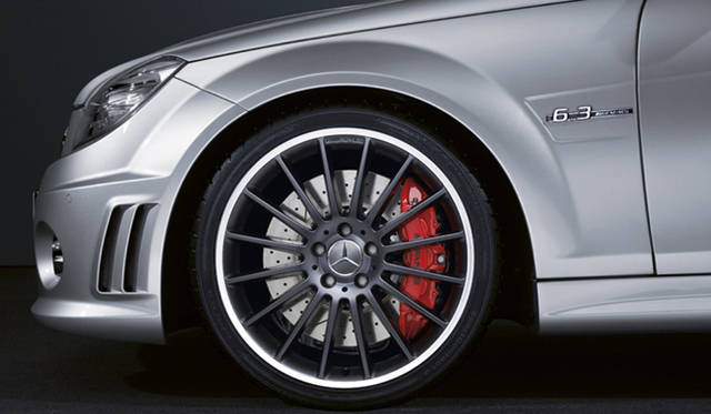 <b>Mercedes-Benz C 63 AMG Performance ＋｜メルセデス・ベンツ C 63 AMG パフォーマンス プラス </b>