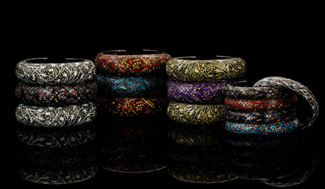 <b>M.C.L BY MATTHEW CAMPBELL LAURENZA｜M.C.L バイ マシュー・キャンベル・ローレンザ</b>　バングル「Secret Garden Collection」　12万6000円～（M.C.L BY MATTHEW CAMPBELL LAURENZA／M.C.L Design Japan）