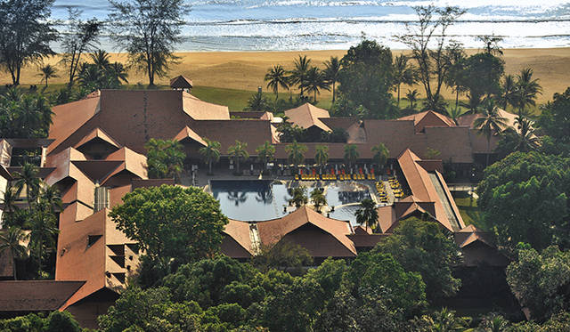 Club Med Cherating Beach｜クラブメッド・チェラティンビーチ｜マレーシア伝統のコンポン様式の建物