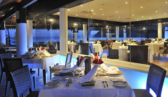 Club Med Cherating Beach｜クラブメッド・チェラティンビーチ｜海に臨む予約制のレストラン Rembulan（ランブラン）