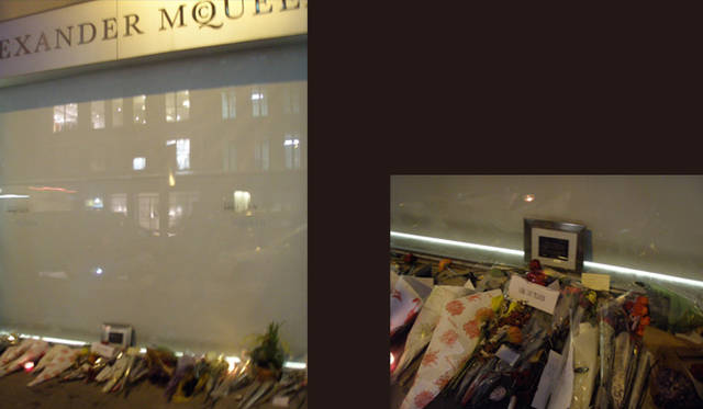 <b>連載｜萩原輝美のファッション・デイズ</b>　2010年2月、コレクション取材のためNY入りしていた際に聞いた、アレキサンダー・マックイーンの悲報。NYのブティック前は献花が絶えなかった。