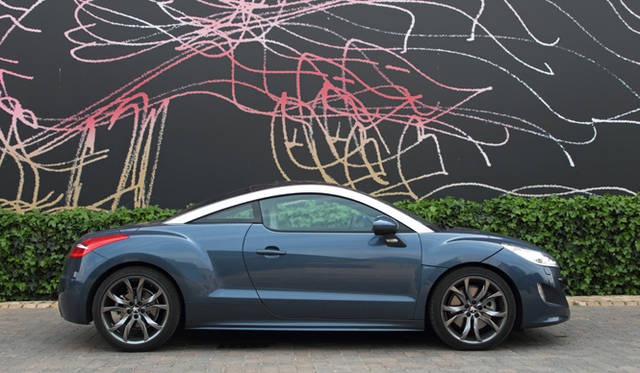 <b>Peugeot RCZ｜プジョー RCZ</b>