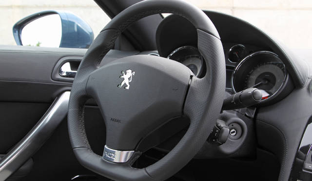 <b>Peugeot RCZ｜プジョー RCZ</b>