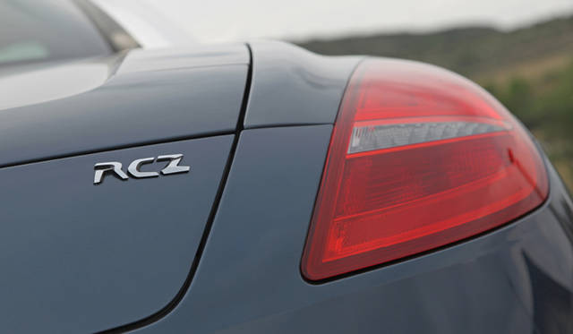 <b>Peugeot RCZ｜プジョー RCZ</b>