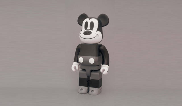 MEDICOM TOY｜BE@RBRICK 400% ミッキーマウス 白黒版