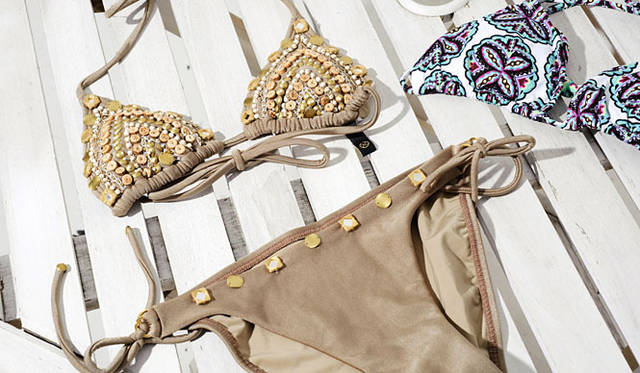 <b>UNITED ARROWS｜ユナイテッドアローズ</b>　ビキニ2万1000円（オンダデマー／ユナイテッドアローズ）