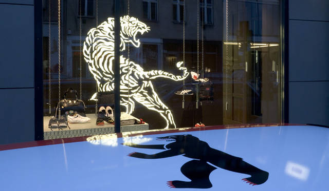 <strong>Onitsuka Tiger｜オニツカタイガー</strong>  　オニツカタイガー ベルリン店