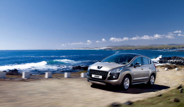 <b>PEUGEOT 3008｜プジョー 3008</b>