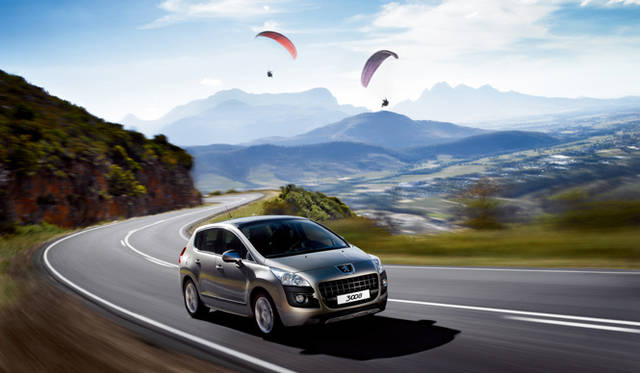 <b>PEUGEOT 3008｜プジョー 3008</b>