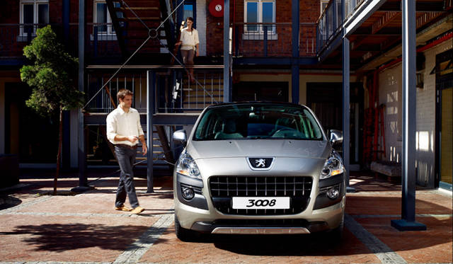 <b>PEUGEOT 3008｜プジョー 3008</b>