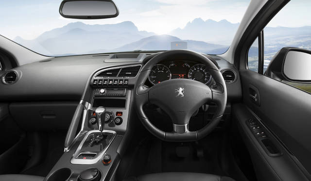 <b>PEUGEOT 3008｜プジョー 3008</b>