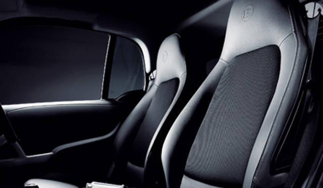 <b>smart fortwo coupe BRABUS Xclusive｜スマート フォーツー クーペ ブラバス エクスクルーシブ</b>