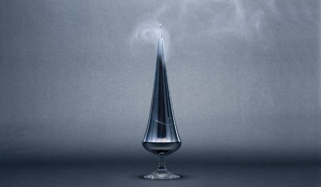 根本崇史｜Oboro/Candle Stand & Incense Holder 2005/Prototype<br>忙しさのあまり忘れがちな、日本の文化の「静」と「動」にアプローチ。 キャンドルの「光」とお香の「香り」は一時のリラックスとして「静」の役割を果たす。