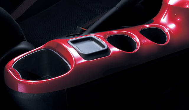 <b>NISSAN JUKE｜日産 ジューク</b>