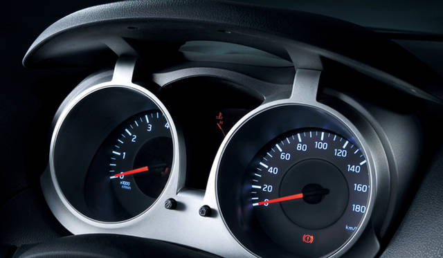 <b>NISSAN JUKE｜日産 ジューク</b>