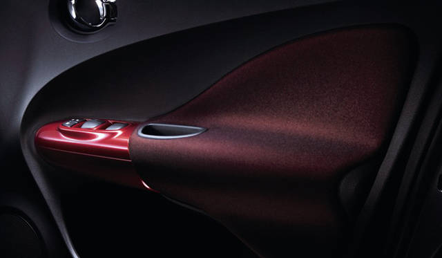 <b>NISSAN JUKE｜日産 ジューク</b>