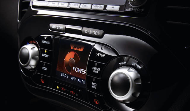 <b>NISSAN JUKE｜日産 ジューク</b>