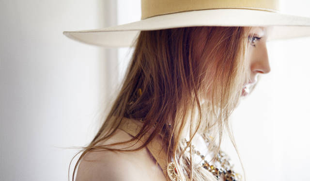 <b>CHANEL｜シャネル</b>　2010-11年クルーズコレクション　バックステージ