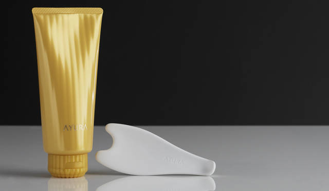 <b>AYURA｜アユーラ</b>　美活沙ボディーマッサージ<br>ビカッサボディーセラム、ビカッサボディープレート