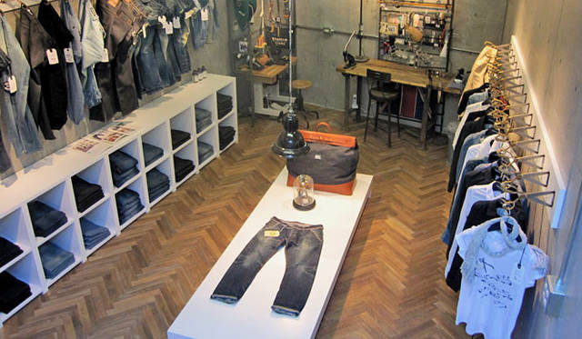 <b> DENHAM｜デンハム</b>　デンハム代官山店地下1階