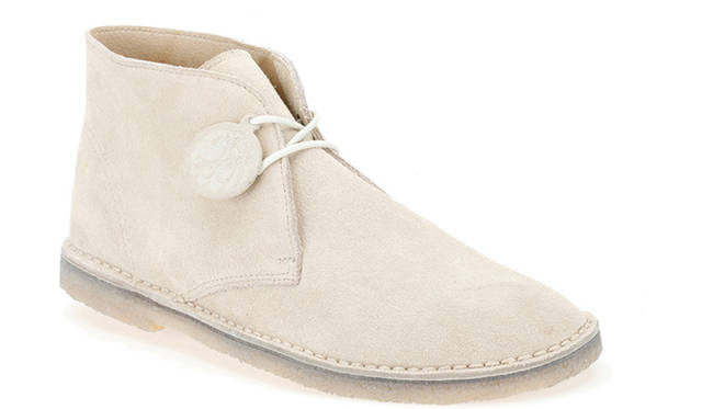 <b>Clarks ORIGINALS｜クラークス オリジナルズ</b>　「DESERT GREEN / デザートグリーン」 2万2050円（シャンパンスエード）