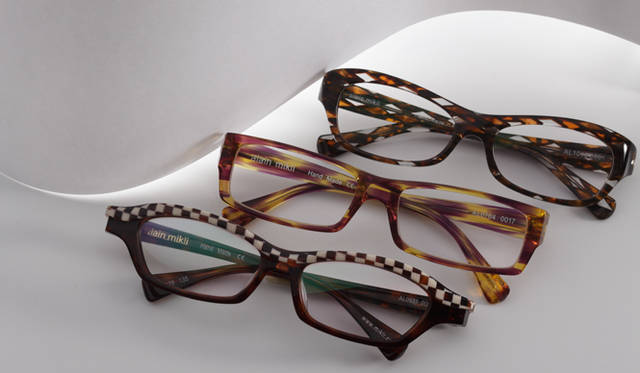 <br />手前から 3万3600円、3万5700円、4万2000円　（アラン ミクリ／ミクリ ジャポン　Tel. 03-3401-7981）