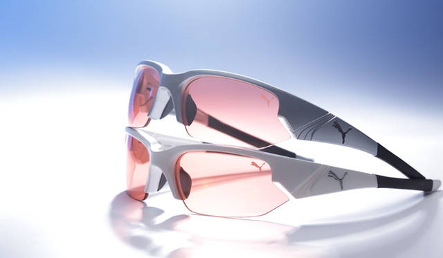 <br />「エラキス」　2万5200円　（プーマ／プーマ お客様サービス　 0120-125-150）