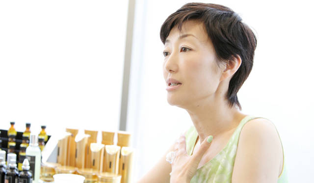 <b>OSCIEM｜オシエム</b>　美容家の吉川千明（よしかわちあき）さん