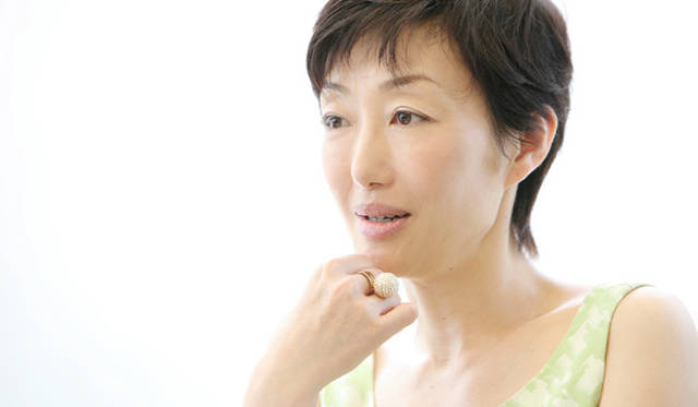 <b>OSCIEM｜オシエム</b>　美容家の吉川千明（よしかわちあき）さん