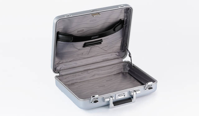 <b>ZERO HALLIBURTON｜ゼロハリバートン</b>