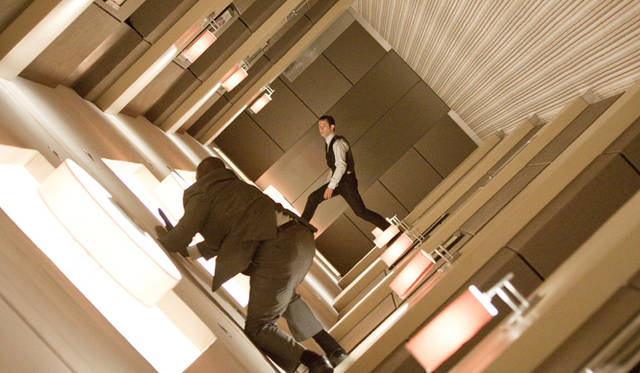 レオナルド・ディカプリオ×渡辺 謙共演！　クリストファー・ノーラン監督最新作 『インセプション』 公開！<br />©2010 WARNER BROS.ENTERTAINMENT INC.