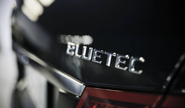 <b>MERCEDES BENZ｜メルセデス・ベンツ E 350 ブルーテック アバンギャルド</b>　