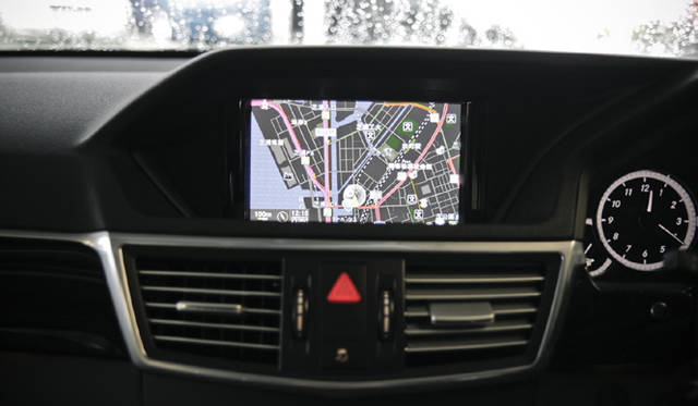 <b>MERCEDES BENZ｜メルセデス・ベンツ E 350 ブルーテック アバンギャルド</b>