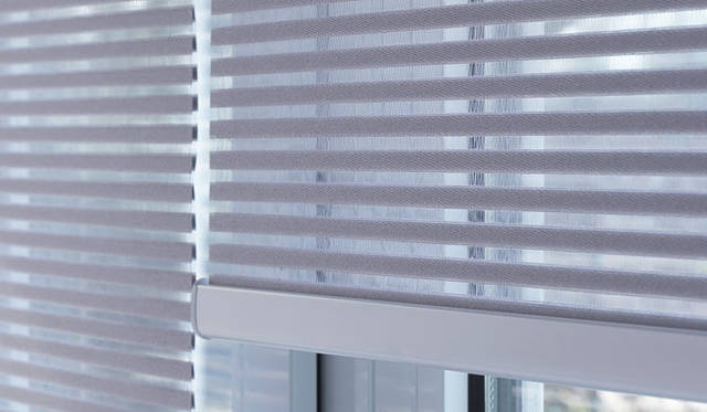 <b>Hunter Douglas｜ハンターダグラス</b>　ファセット・シェード