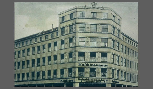 <b>Hunter Douglas｜ハンターダグラス</b>　マシンハウス（デュッセルドルフ）