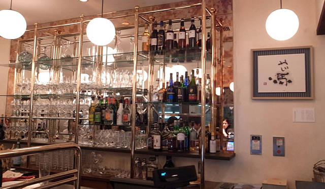 <b>ブラッスリー＆ワイン カフェ「Buzz（バズ）」</b>　紫舟 × Buzz 「龍馬のことば」特別展