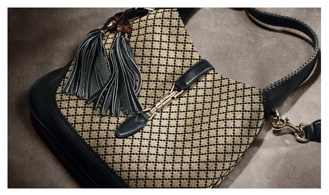 <b>GUCCI｜グッチ</b>　今回の「ディアマンテ」コレクションのローンチを記念して作られた、伊勢丹限定バッグ。26万7750円（グッチ／グッチ ジャパン）©GUCCI