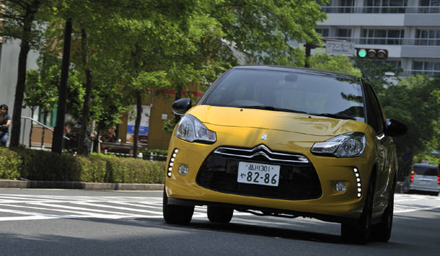 　CITROEN DS3 Chic