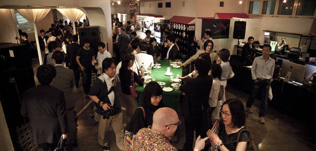   「アンチレトロナイト」　会場の様子。