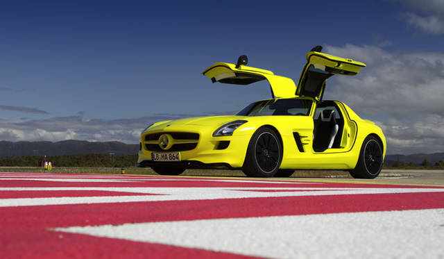 <b>Mercedes-Benz SLS AMG E-Cell｜メルセデス・ベンツ SLS AMG E-Cell</b>