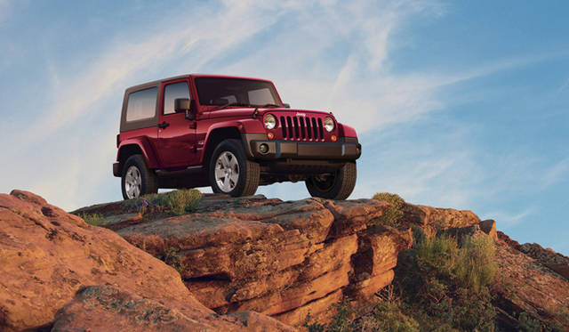 <b>JEEP WRANGLER｜ジープ・ラングラー</b>　ジープ・ラングラー サハラ