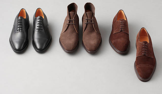 <b>JOHN LOBB│ジョンロブ</b>　左から、「CITY III（シティ3）」、「ROMSEY II（ロムゼイ2）」、「RUSSEL II（ラッセル2）」