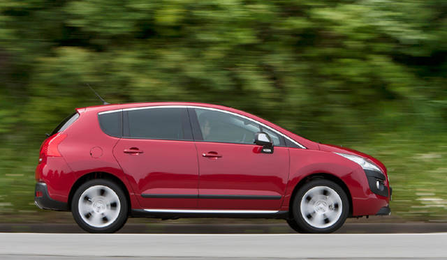 <b>PEUGEOT 3008｜プジョー 3008</b>