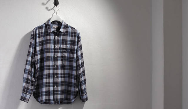 　2010秋冬メンズコレクション<br>チェックシャツ3万4650円