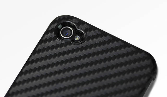 <b>FOCAL｜フォーカルポイントコンピュータ</b>　TUNEWEAR社 iPhone 4専用ケース 「Carbon look for iPhone 4」